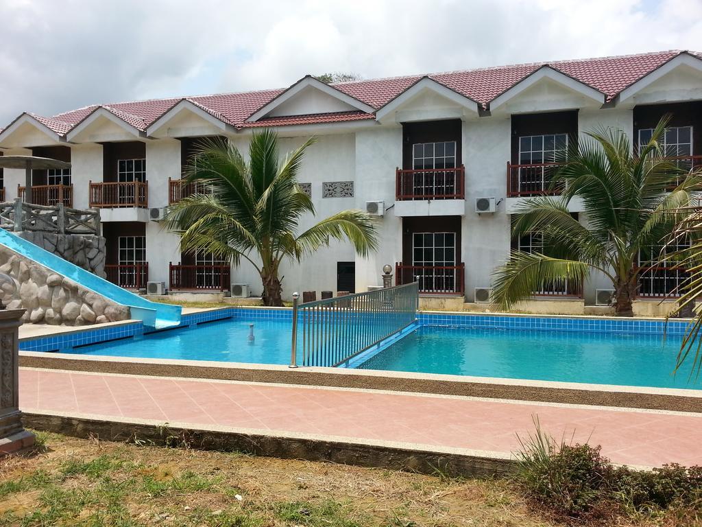 Mersing Beach Resort Room photo
